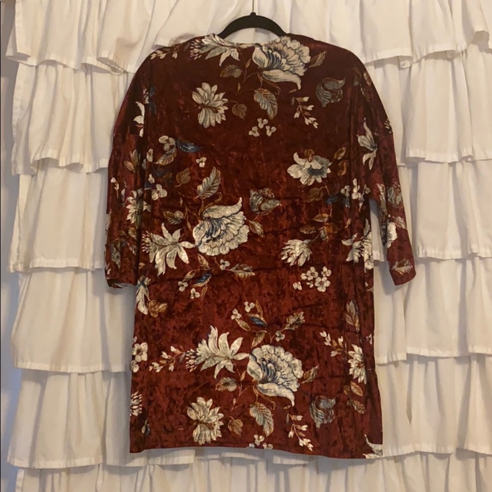 3/4 Sleeve Maroon Velvet Cardigan